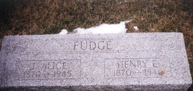 Henry Fudge gravestone